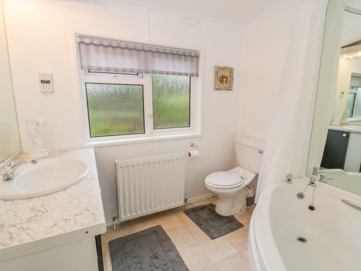 Caban Y Felin Villa Holyhead Luaran gambar